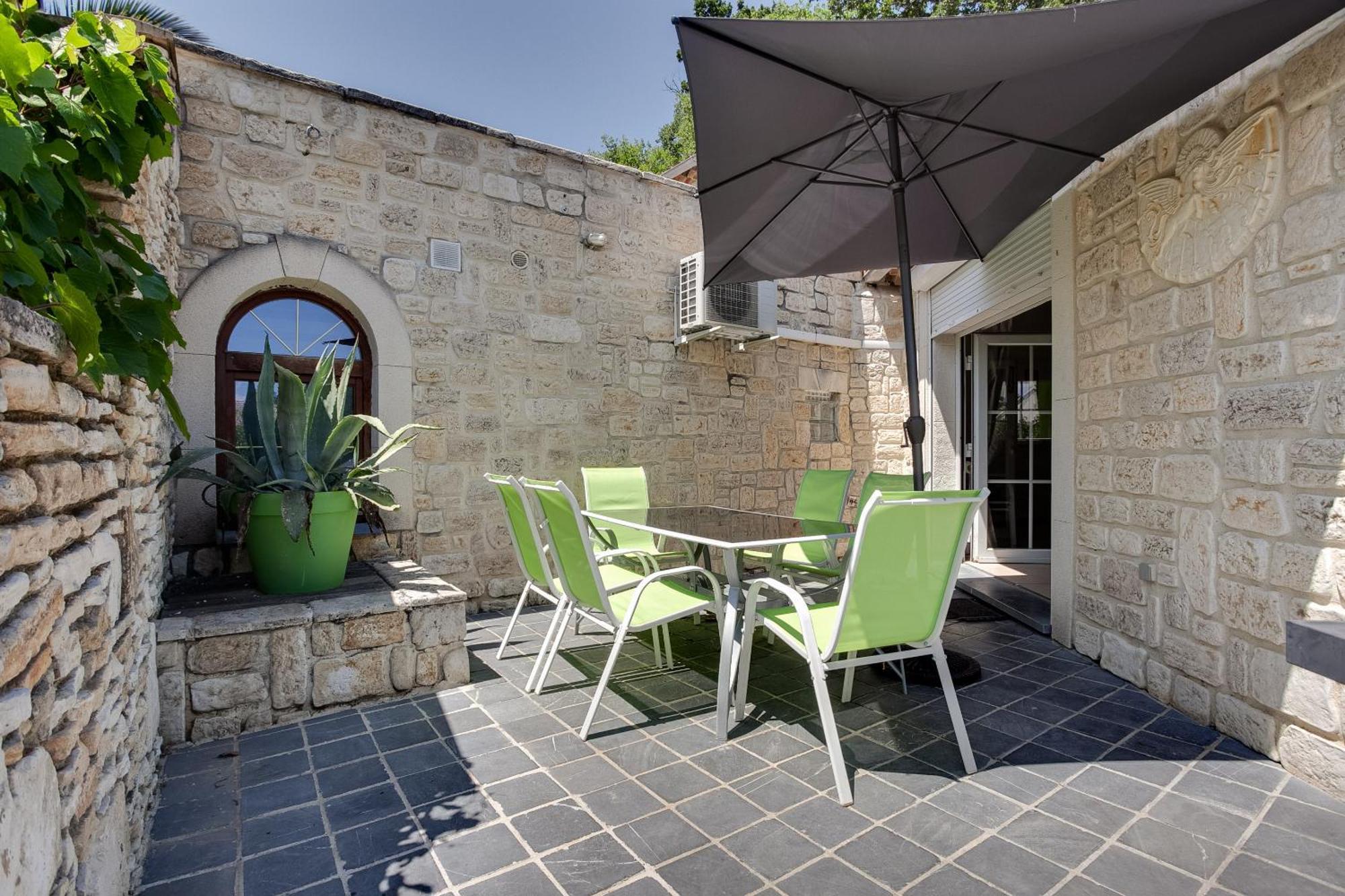 Apartments La Vieille Source Saint-Martin-d'Ardeche Luaran gambar
